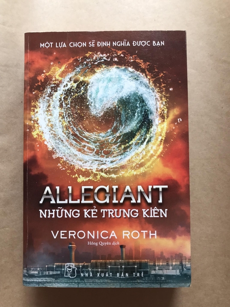 Allegiant - Những Kẻ Trung Kiên
