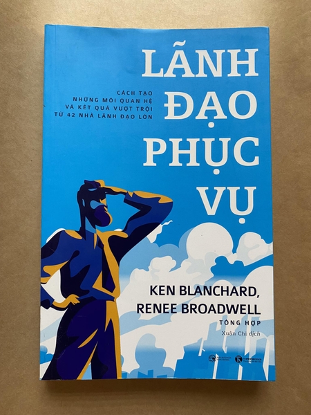 Lãnh đạo phục vụ