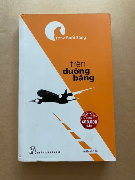 Trên đường băng