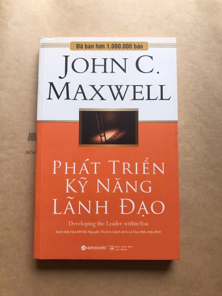 Phát Triển Kỹ Năng Lãnh Đạo