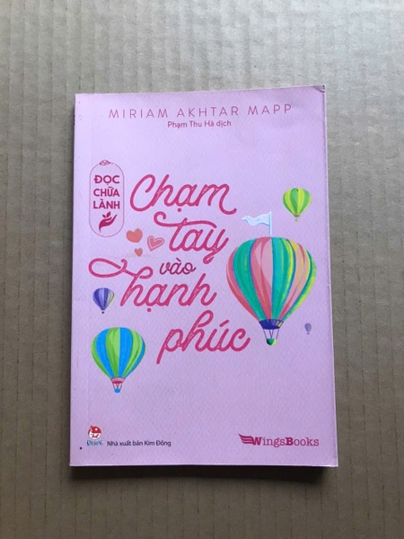 Chạm tay vào hạnh phúc