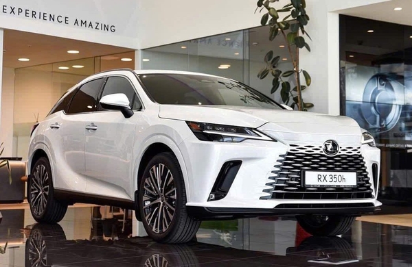 Lexus RX 350h 2025 Giá xe và thông số kỹ thuật mới nhất