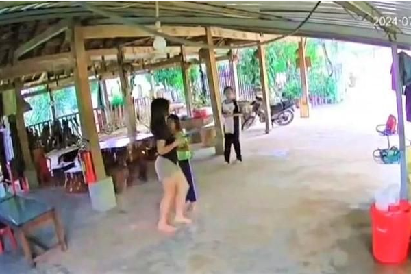 Lời kể từ tâm chấn động đất ở Kon Tum