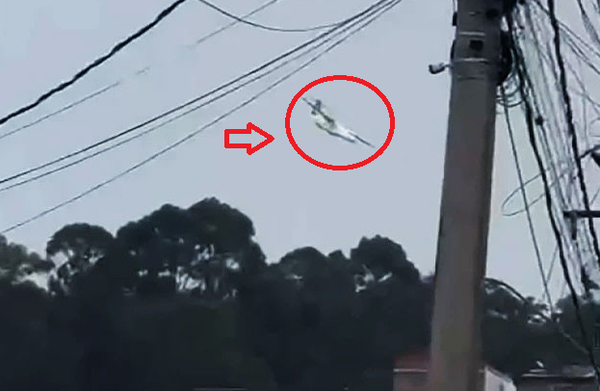 Rơi máy bay chở 61 người ở Brazil