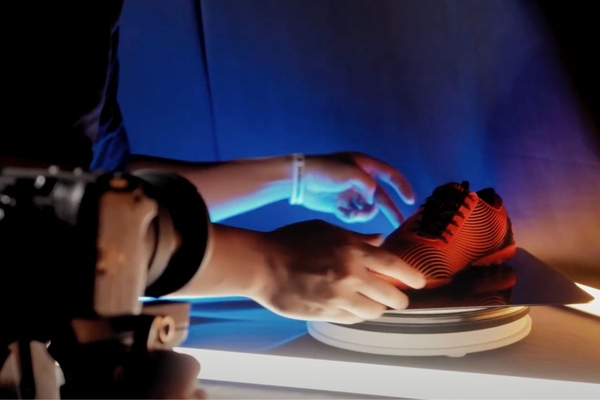 Chụp ảnh sản phẩm, dịch vụ