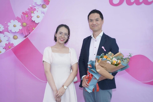 RẠNG NGỜI SẮC HỒNG - NƠI NHỮNG “CHIẾN BINH KHÔNG TÓC” TỎA SÁNG