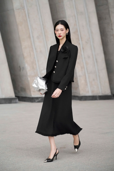 ROSÉ SET - Áo khoác mix chân váy