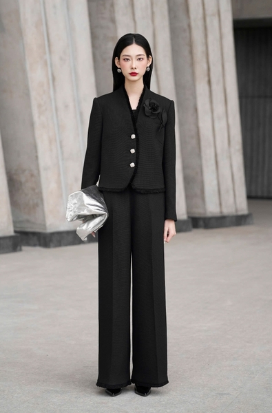 ROSÉ SET - Áo khoác mix quần