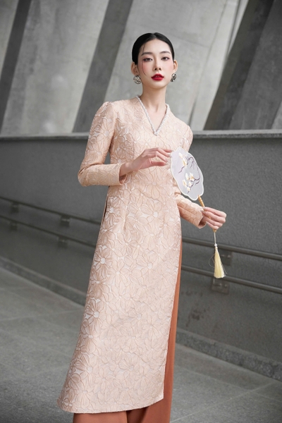 Áo dài Kim Châu - gấm vân hoa 3D (áo lẻ)