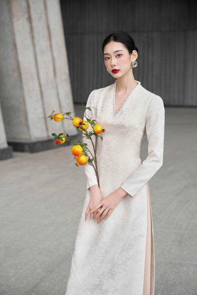 Áo Dài Kim Châu -trắng kem (áo lẻ)