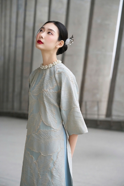 Áo dài Kim Ngọc - Gấm vân cao cấp ánh nhũ 3D xanh ngọc (áo lẻ)