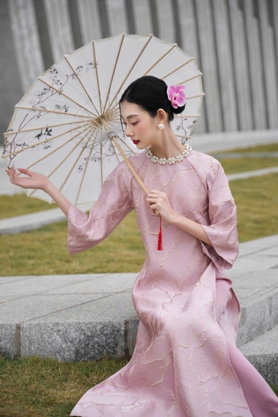 Áo Dài Kim Ngọc - AD suông gấm vân 3D cao cấp màu hồng( áo lẻ)