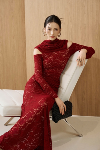 MAISEE SET - Đầm cổ yếm ren hoa + áo choàng (2 sản phẩm )