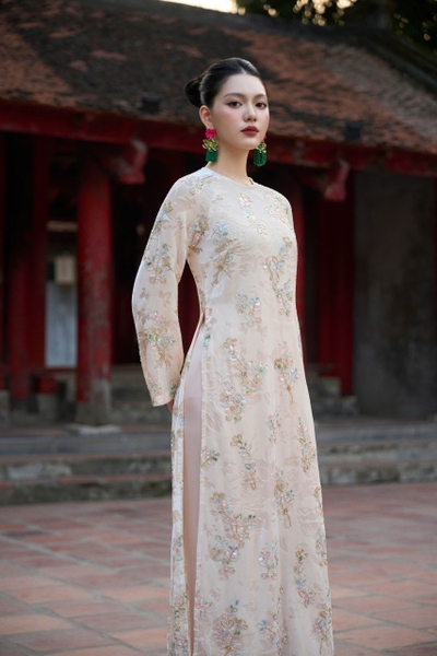 Áo dài NGỌC NHUNG  - kem