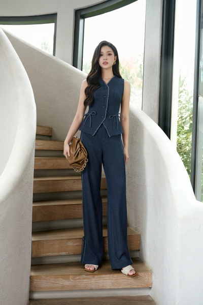 Straight Wide Denim