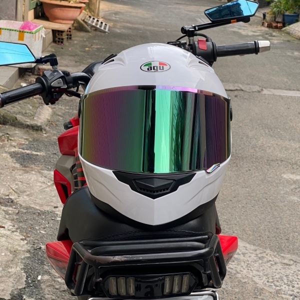 Mũ Bảo Hiểm Fullface AGU A138 – Màu Trắng Bóng, Chính Hãng AGU Helmet