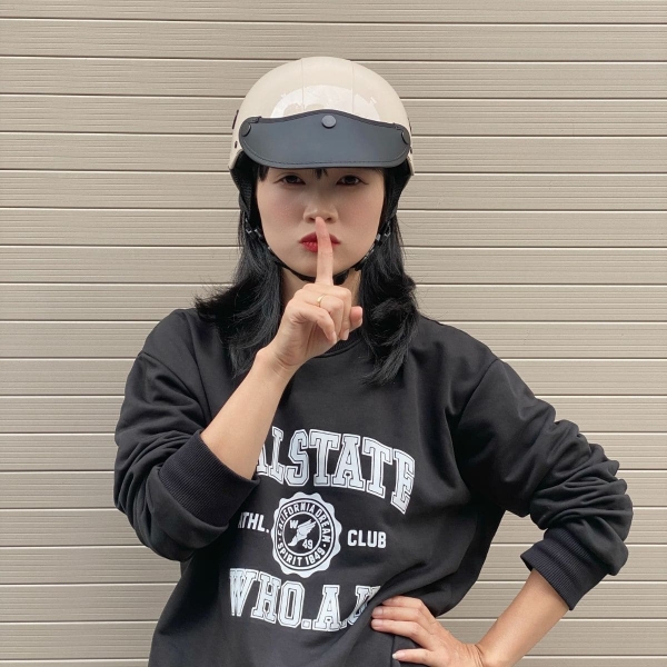 Mũ Bảo Hiểm Nửa Đầu HP02B Kem Bóng – Lưỡi Trai Đen, Chính Hãng HPPRO