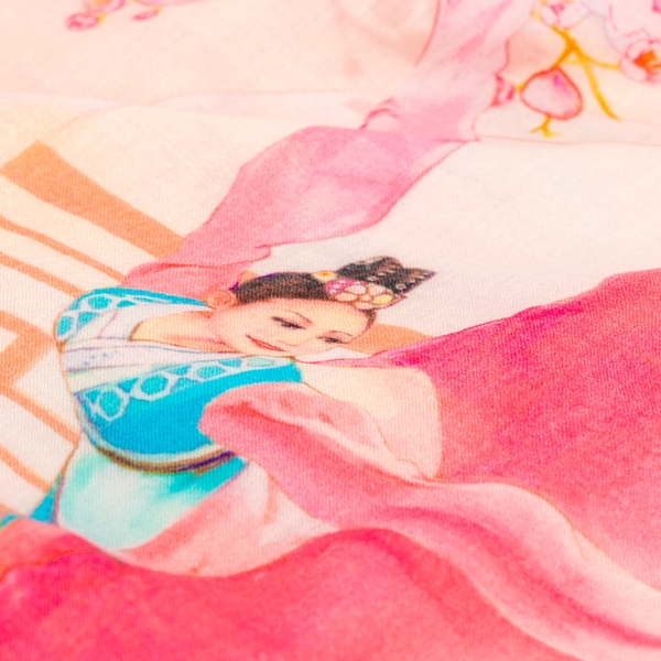 Khăn quàng dài (Lady of thecourtyard)