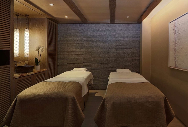 Cách chọn tranh cho Spa: Phong cách, Màu sắc và Bố cục phù hợp