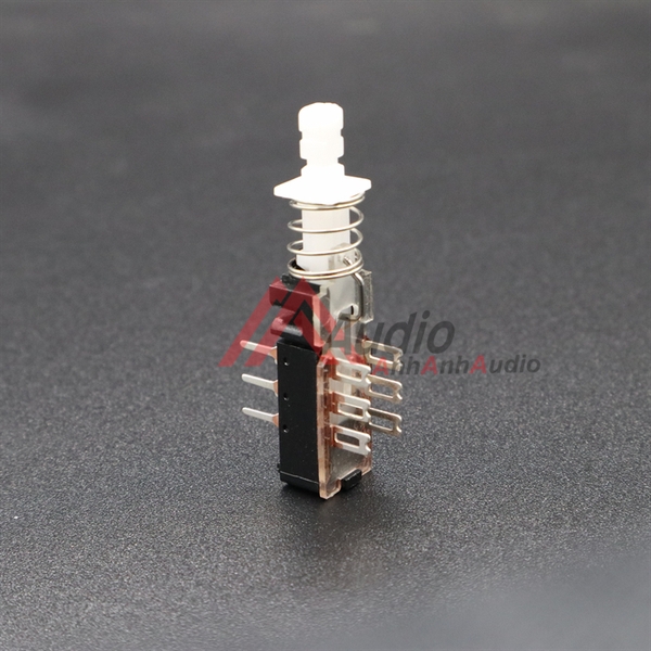 nút nhấn chuyển kênh amply , giá 01 cái