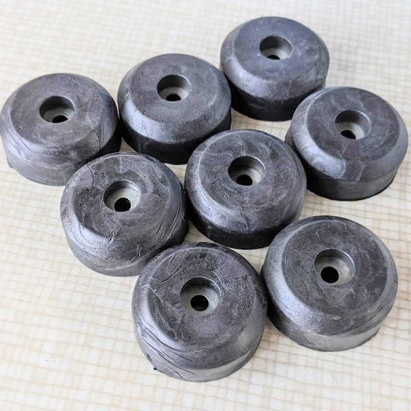 Bộ chân cao su thùng loa