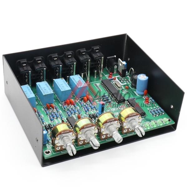 Bộ gộp tín hiệu tự động vào 4 ra 2 , tự tắt và chuyển kênh tín hiệu khi bị mất và có nguồn