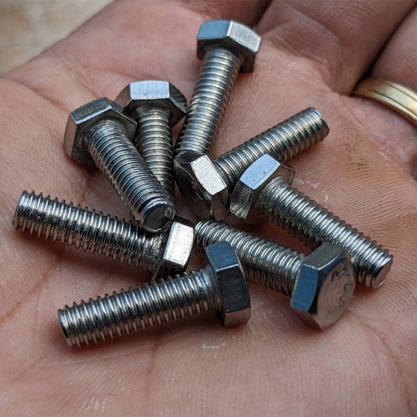 Ốc Loa Inox 6 Ly Dài 2 Cm - Lắp Cho Loa Treble, Bánh Xe Tủ Máy Và Các Ứng Dụng Khác