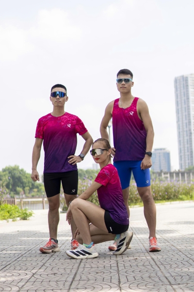 COMBO XSPOSTS 31: ÁO TÍM MỘNG MƠ  + QUẦN BÓ CƠ ĐEN (TẶNG ĐAI CHẠY BỘ)