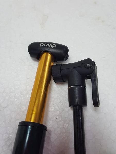 Bộ Bơm Xe Đạp Cầm Tay Mini HuanSen HS-054 - Sự Tiện Lợi Trên Mọi Hành Trình!