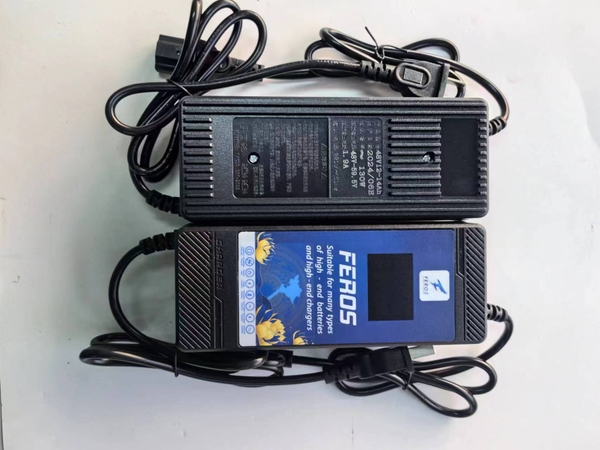 Bộ Sạc Xe Đạp Điện FEROS - Sự Lựa Chọn Cao Cấp Nhất!