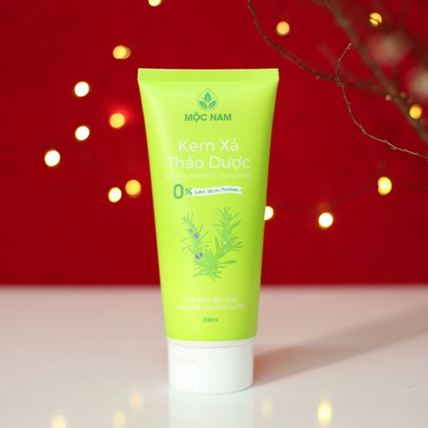 kem-xa-thao-duoc-moc-nam-duong-toc-mem-muot-khong-gay-bet-toc