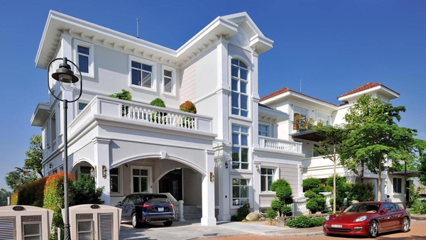 VILLA CHATEAU
