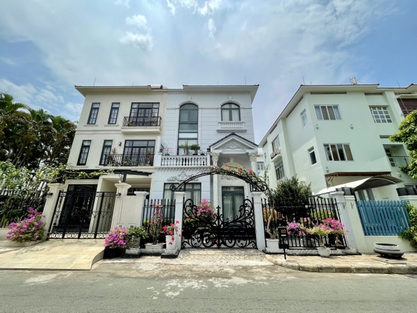 BIỆT THỰ MỸ HƯNG