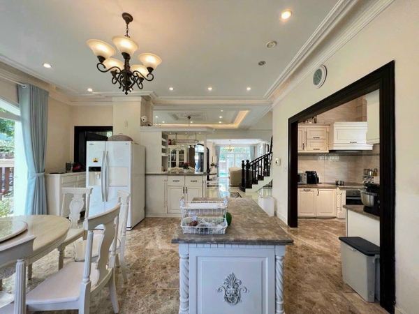 VILLA NAM THÔNG HỒ BƠI RIÊNG