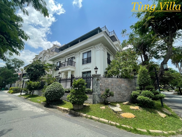 VILLA NAM THÔNG GÓC ĐẸP
