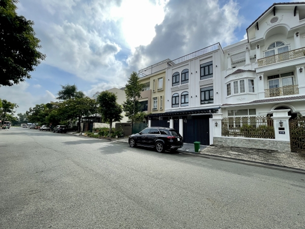 VILLA NAM ĐÔ ĐƯỜNG 18