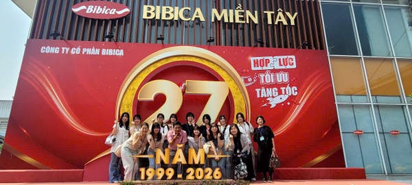 Nhà máy Bibica Miền Tây chào đón đoàn sinh viên từ Đại học Kagawa Nhật Bản