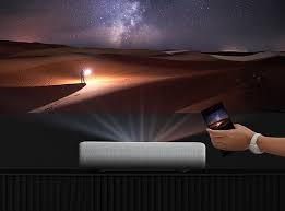 Máy chiếu siêu gần công nghệ Smart TV 4K UHD 130" The Premiere LSP9T ( LSP9TKA)