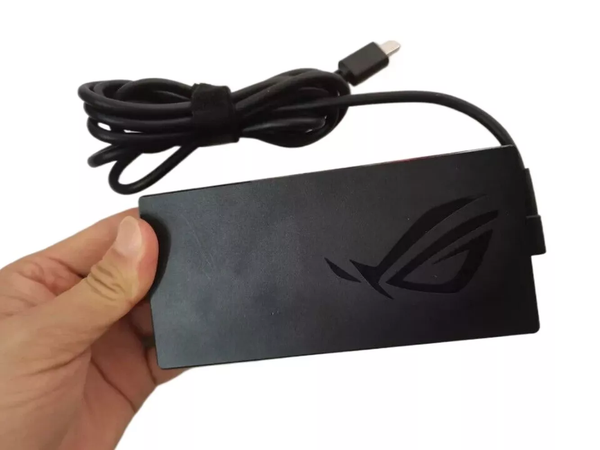 Sạc Asus 200W chữ nhật, Adapter for ROG Zephyrus G14 2024 GA403UV-QS020W ADP-200JB