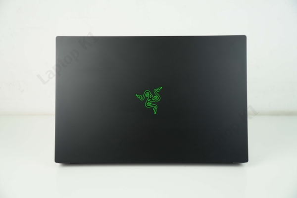 Razer Blade 15 Base 2020 - Core i7 10750H GTX1660Ti 15.6inch FHD 120Hz