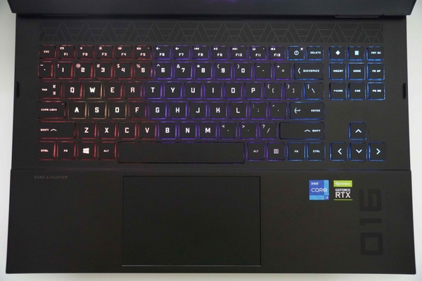 Laptop Gaming HP OMEN 16-k0023dx 2022 - Core i7 12700H RTX3060 QHD 165Hz