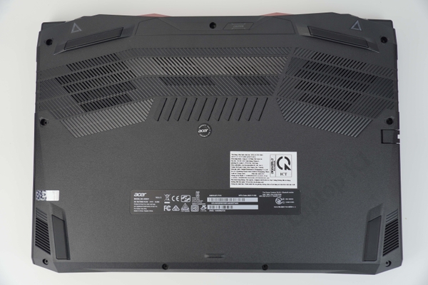 Acer Nitro 5 Eagle 2021 AN515-57 - Core i7 11800H RTX3050 15.6 inch FHD 144Hz