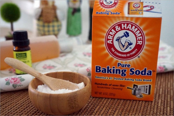 Baking soda có tính kiềm giúp loại bỏ rỉ sét trên xe đạp trợ lực điện