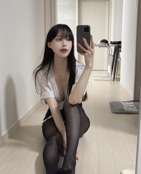 Secretary set (kèm vớ)