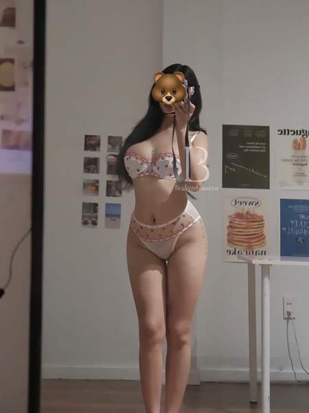 Bộ đồ lót thêu quả dâu Eat Me Set S2467 có gọng không mút dễ thương mùa hè gợi cảm Bralettehousevn