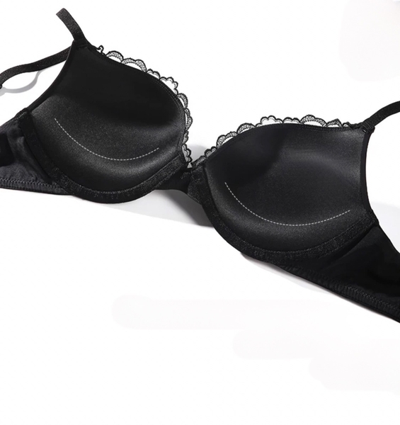 Bộ đồ lót nữ trơn Yoichi Set S1976 phối ren viền gợi cảm có gọng mút nâng ngực diện áo dài công sở Bralettehousevn