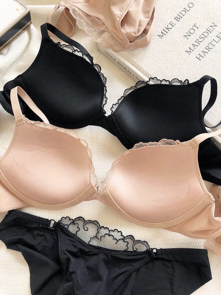 Bộ đồ lót nữ trơn Yoichi Set S1976 phối ren viền gợi cảm có gọng mút nâng ngực diện áo dài công sở Bralettehousevn