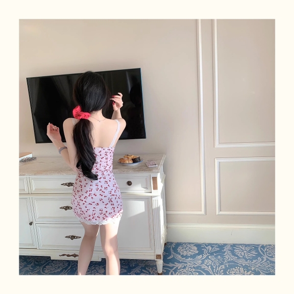 Đầm váy ngủ nữ cao cấp Yumeow Dress S2162 in cherry loại 1 phối ren phong cách tiểu thư Bralettehousevn