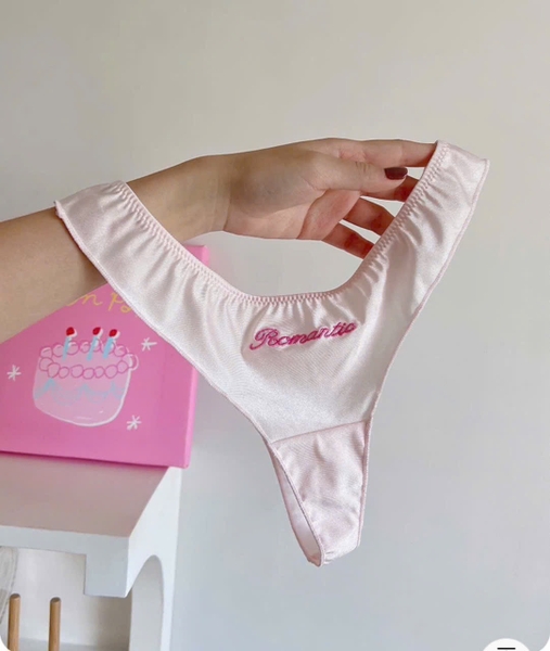 [CHE TÊN - 🔥TỐC] Quần lót nữ lọt khe Q2179 Romantic Angel Thong co giãn siêu tốt Bralettehousevn