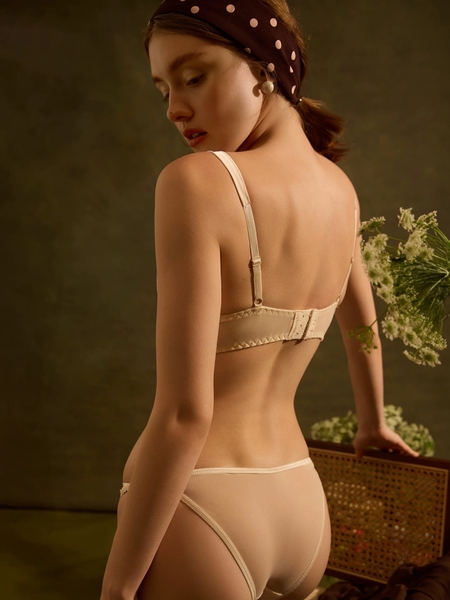 Bộ đồ lót cao cấp có mút Crocus Set tôn dáng kiểu Pháp sang trọng nữ tính Bralettehousevn